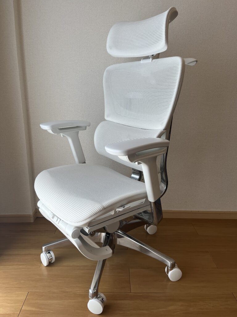 COFO Chairの画像